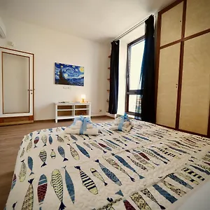 Dimora Sottoripa 87b Di Fronte All'acquario - Genovabnb It Appartement Gênes